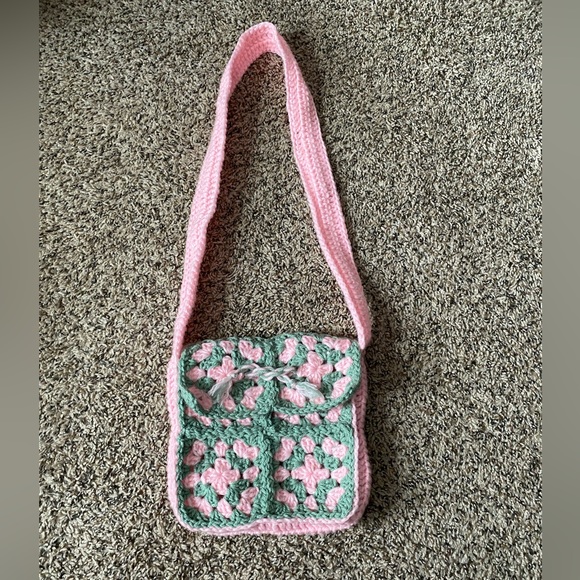 handmade crochet bag - Picture 2 of 2